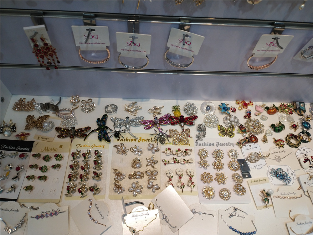 Wholesale Bracelet Suppliers  Wholesale Fashion Bracelets - Fame  Accessories