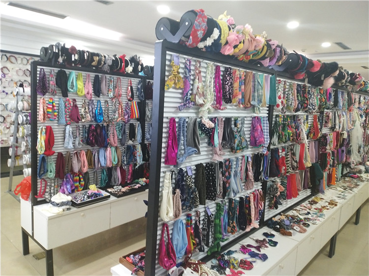 10 Famous Hair Accessories Wholesale Suppliers in NYC - SOQ